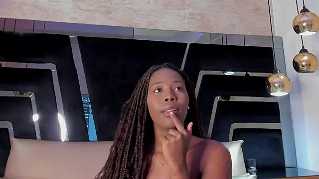 AbbieCyruz online show from November 28, 2025, 9:09 am