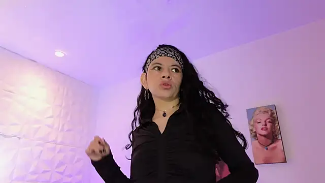 Snapshot of Naughtykaty_07 chatting on February 25, 2026, 3:56 pm Naughtykaty 07 online show from February 25, 2026, 3:56 pm