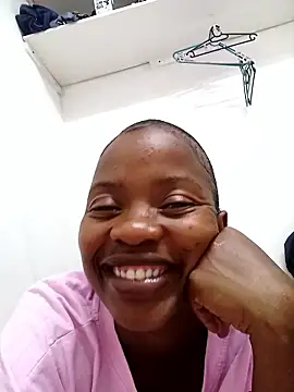 CandyNaynay online show from January 14, 2026, 4:43 pm