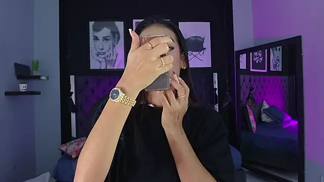 Snapshot of kitty_collins_ chatting on February 11, 2026, 11:54 am kitty collins online show from February 11, 2026, 11:54 am