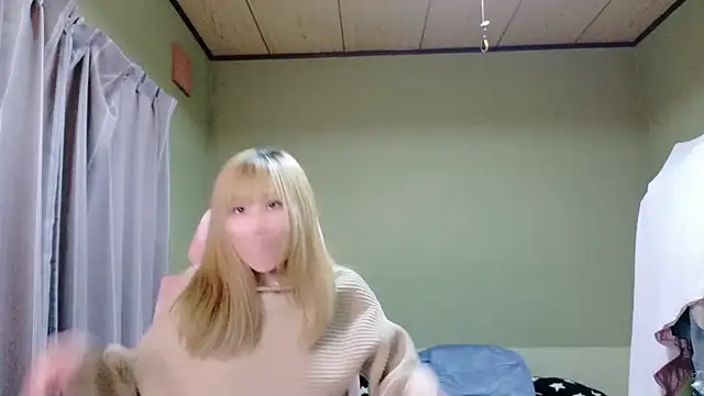 miyu0002 online show from November 4, 2025, 11:58 am