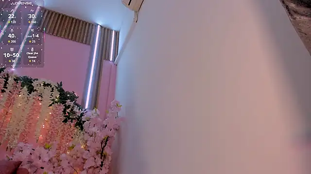 ThiccyLexxy online show from December 21, 2025, 12:29 pm