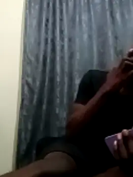 TmanZim2025 online show from April 8, 2026, 8:43 pm