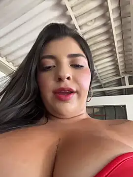 Isaa-Sweet online show from May 28, 2026, 8:04 pm