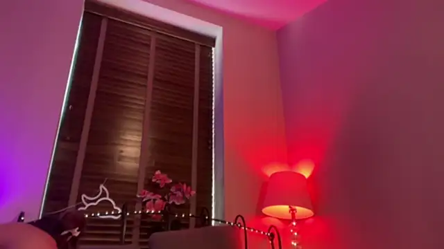 MistresssX online show from September 19, 2025, 1:15 pm