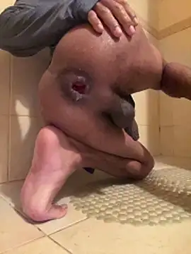 zzlamenos online show from December 19, 2025, 11:07 pm