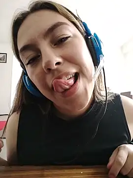 Snapshot of AlanaDesire chatting on September 27, 2025, 5:08 pm AlanaDesire online show from September 27, 2025, 5:08 pm