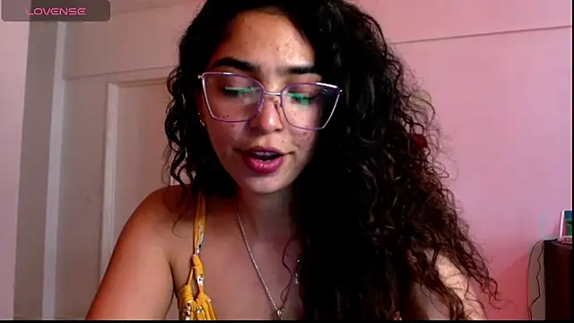 Ariagal online show from November 5, 2025, 8:23 pm