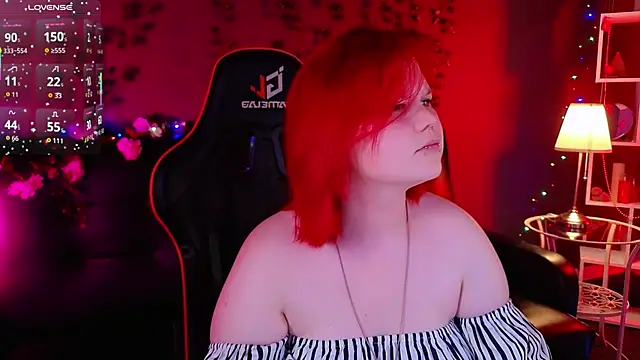 fillisfox  online show from September 16, 2025, 3:13 pm