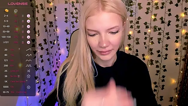 AnyaTaylor  online show from February 17, 2026, 2:20 am