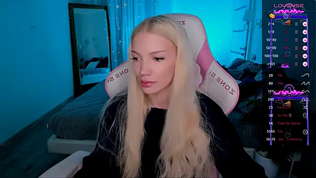 Snapshot of AnyaTaylor_ chatting on May 21, 2026, 2:20 am AnyaTaylor online show from May 21, 2026, 2:20 am