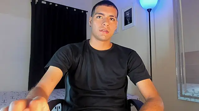 TeamPorn 19 online show from October 28, 2025, 3:51 am