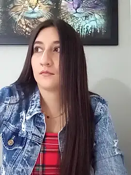 Snapshot of LunaBaby- chatting on September 10, 2025, 11:31 am LunaBaby- online show from September 10, 2025, 11:31 am
