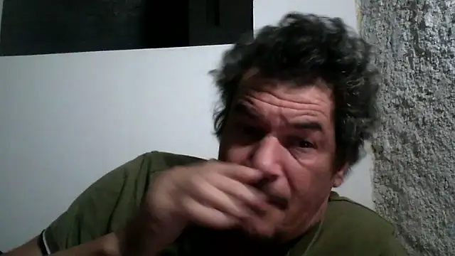 twitshe online show from October 21, 2025, 10:53 pm