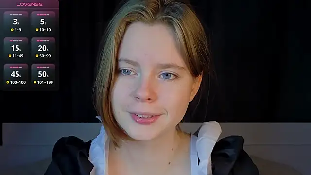 JulietteRain online show from December 21, 2025, 5:36 pm