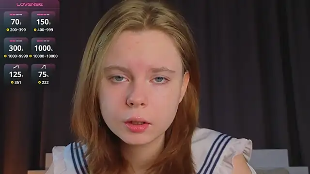 JulietteRain online show from November 9, 2025, 4:11 pm