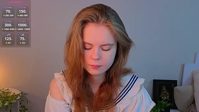 JulietteRain online show from February 25, 2026, 6:41 pm