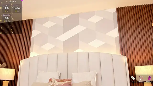 Mommy Naughty online show from November 3, 2025, 11:25 am