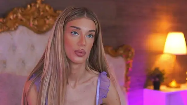 EllieRedd online show from October 16, 2025, 9:06 am