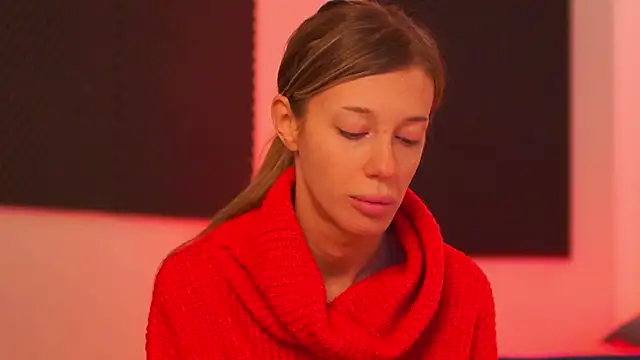 EllieRedd online show from January 9, 2026, 4:08 am