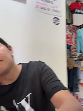 Snapshot of burbuja02 chatting on April 10, 2026, 3:08 pm burbuja02 online show from April 10, 2026, 3:08 pm