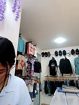 burbuja02 online show from September 27, 2025, 2:34 pm