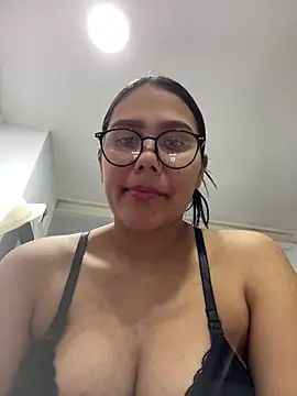 Snapshot of burbuja02 chatting on March 7, 2026, 8:58 pm burbuja02 online show from March 7, 2026, 8:58 pm