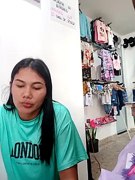 burbuja02 online show from September 12, 2025, 2:06 pm