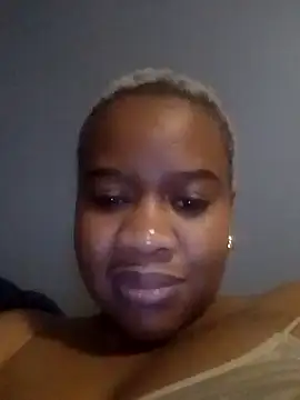 SEXYHUGEASS21 online show from May 17, 2026, 5:13 pm