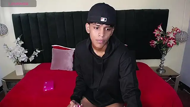 jhos padill online show from October 4, 2025, 1:23 pm