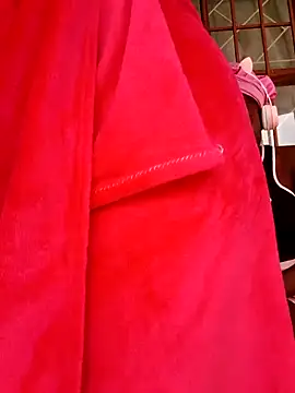 Snapshot of DarkQueen_94 chatting on March 2, 2026, 6:58 am DarkQueen 94 online show from March 2, 2026, 6:58 am