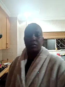 Snapshot of DarkQueen_94 chatting on March 22, 2026, 9:38 pm DarkQueen 94 online show from March 22, 2026, 9:38 pm