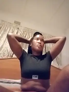 Snapshot of sashabaexx chatting on March 4, 2026, 10:39 pm sashabaexx online show from March 4, 2026, 10:39 pm