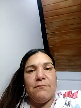 Snapshot of MomSex_ chatting on September 10, 2025, 11:48 pm MomSex online show from September 10, 2025, 11:48 pm