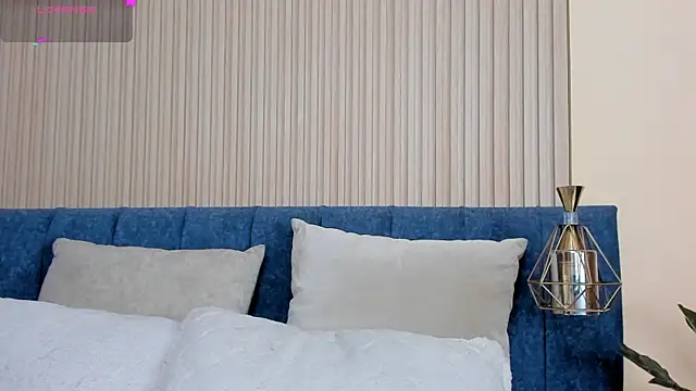 angel ponce online show from September 10, 2025, 7:13 pm