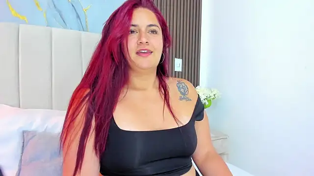 Victoria Guzman online show from April 22, 2026, 6:04 pm