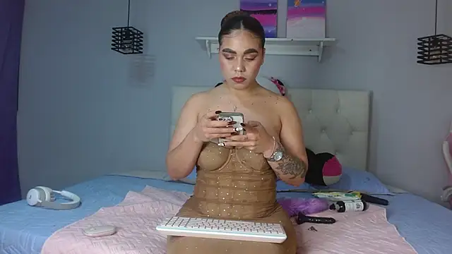 Snapshot of _Aiitanaa_ chatting on November 22, 2025, 5:39 am Aiitanaa online show from November 22, 2025, 5:39 am