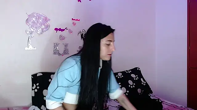 Snapshot of EvaHarryy chatting on July 2, 2026, 1:50 am EvaHarryy online show from July 2, 2026, 1:50 am