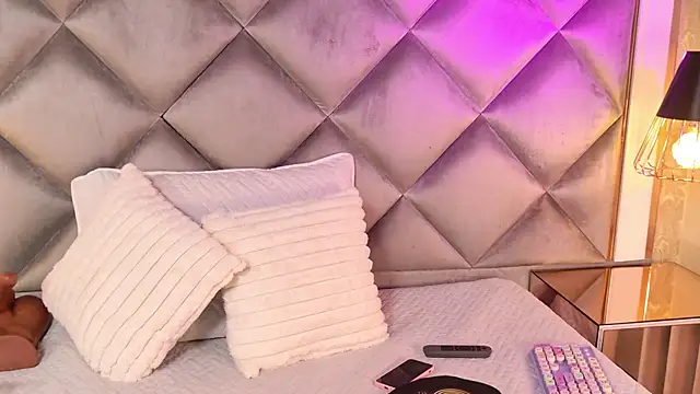 gemma sm online show from October 13, 2025, 3:08 am