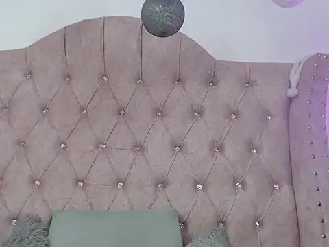 Jessica Carter 01 online show from November 26, 2025, 5:13 pm