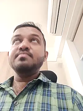 VJ17 online show from April 8, 2026, 5:20 am