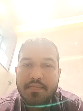 VJ17 online show from December 3, 2025, 6:14 am