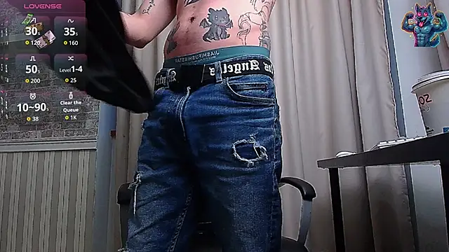 Snapshot of JonahShaw chatting on February 1, 2026, 5:27 am JonahShaw online show from February 1, 2026, 5:27 am