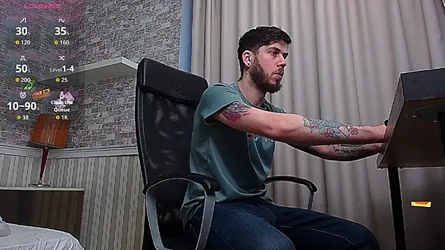 Snapshot of JonahShaw chatting on February 5, 2026, 5:36 am JonahShaw online show from February 5, 2026, 5:36 am