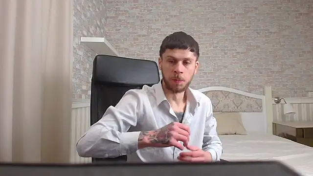 JonahShaw online show from April 10, 2026, 4:30 am