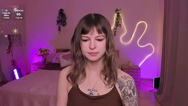 Snapshot of Lisa_Blossom chatting on March 26, 2026, 6:22 am Lisa Blossom online show from March 26, 2026, 6:22 am