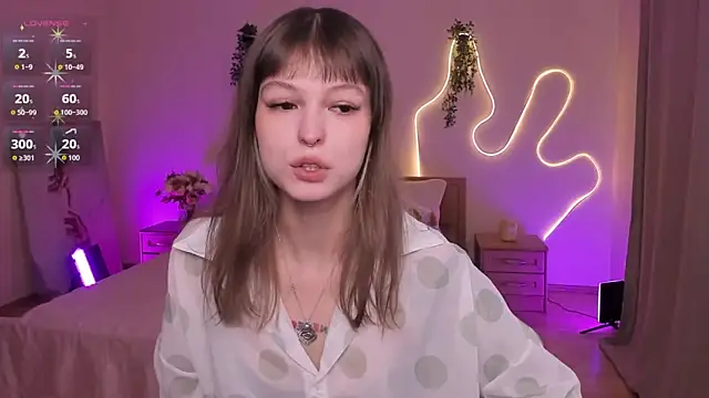 Snapshot of Lisa_Blossom chatting on March 23, 2026, 6:02 am Lisa Blossom online show from March 23, 2026, 6:02 am