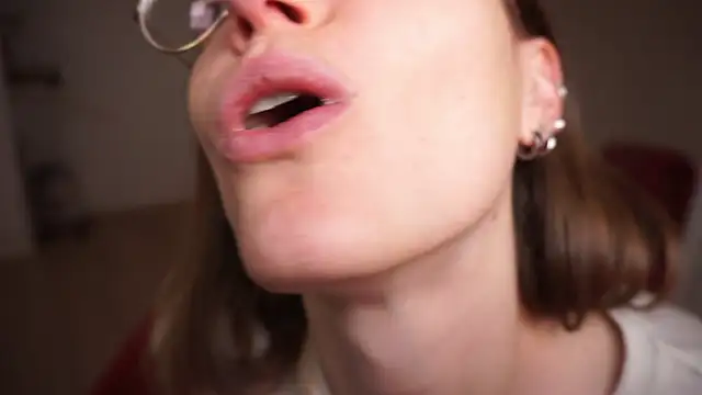 Snapshot of Scorpion_Peach chatting on November 8, 2025, 11:25 am Scorpion Peach online show from November 8, 2025, 11:25 am