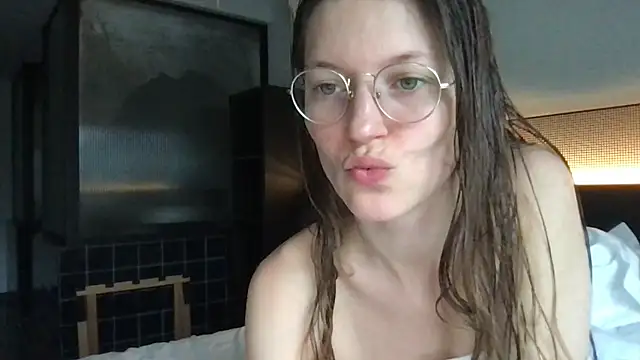 Snapshot of Scorpion_Peach chatting on January 11, 2026, 10:44 am Scorpion Peach online show from January 11, 2026, 10:44 am