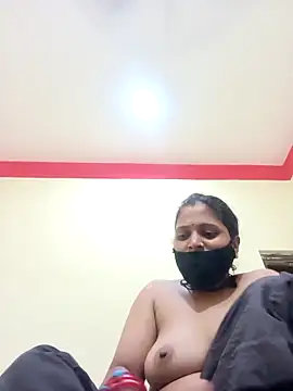 Snapshot of Rani_Devi143 chatting on October 5, 2025, 3:30 am Rani Devi143 online show from October 5, 2025, 3:30 am